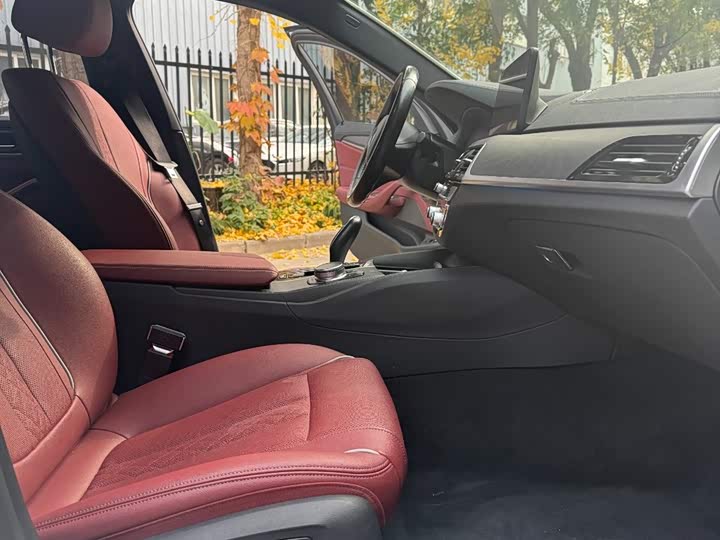 BMW 5 Series Hybrid 2022 2022款 改款二 535Le M运动套装