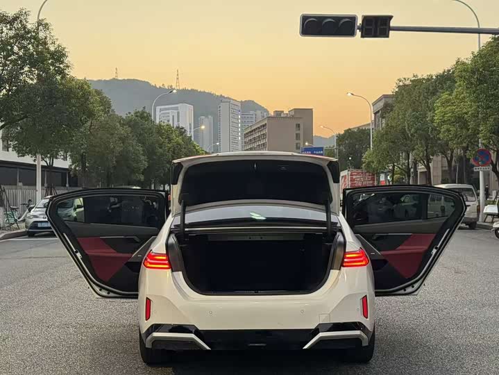 BMW 5 Series 2024 2024款 525Li M运动套装