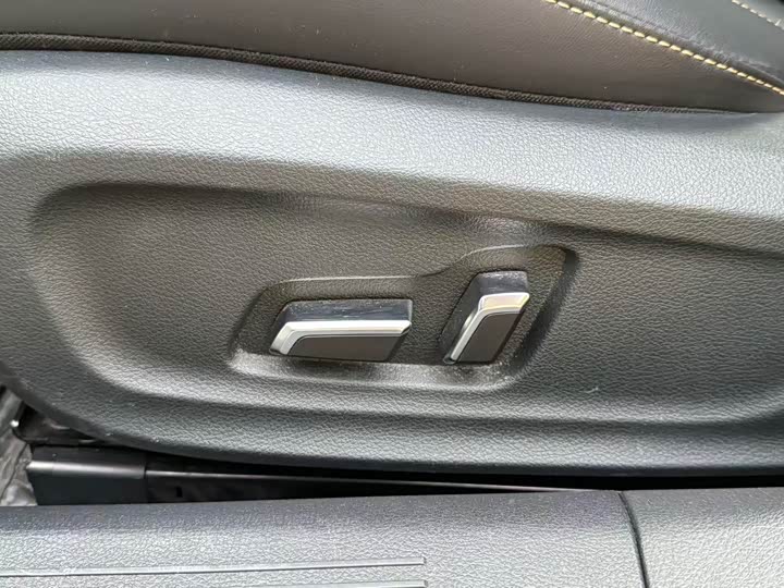 Bestune B70 2024 2024款 第四代 2.0T 领御版