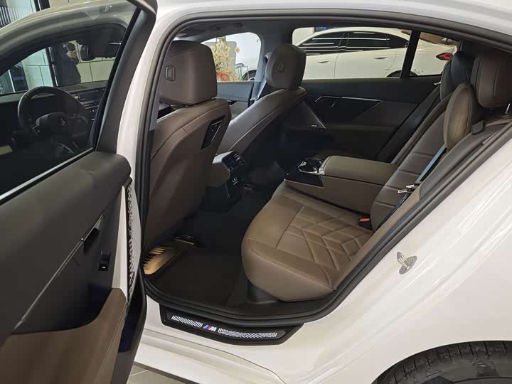 BMW 5 Series 2025 2025款 530Li 领先型 M运动套装