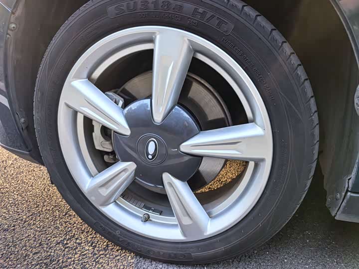 Ora Good Cat (03) 2023 2023款 401km标准续航 豪华型 磷酸铁锂