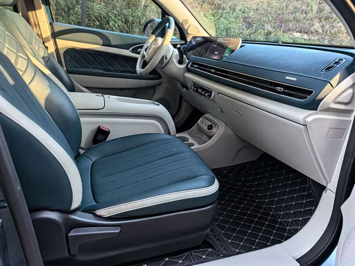 Ora Good Cat (03) 2023 2023款 401km标准续航 豪华型 磷酸铁锂