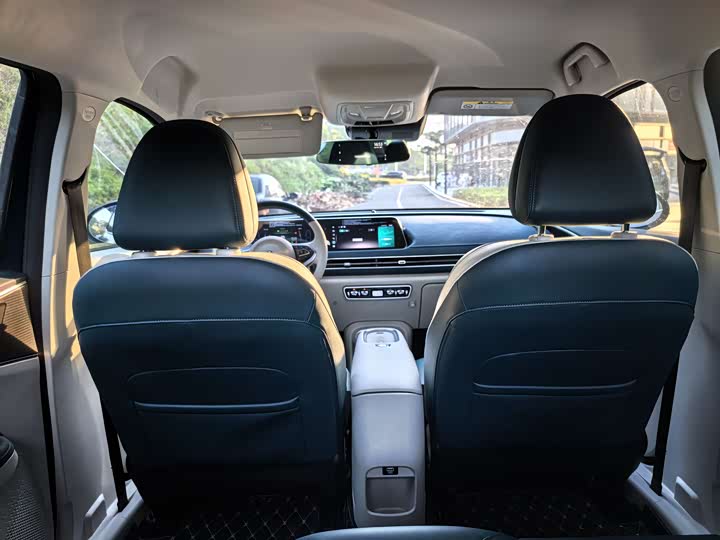 Ora Good Cat (03) 2023 2023款 401km标准续航 豪华型 磷酸铁锂