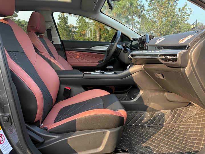 Changan Eado Plus 2024 2024款 PLUS 蓝鲸NE 1.4T GDI DCT高能版