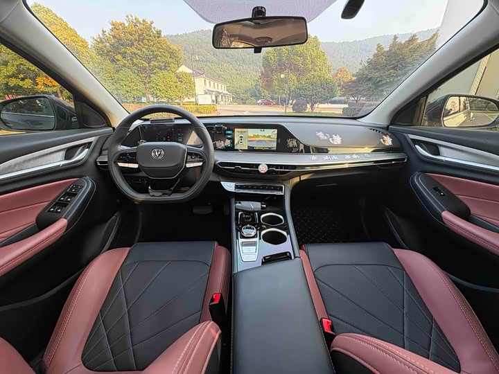 Changan Eado Plus 2024 2024款 PLUS 蓝鲸NE 1.4T GDI DCT高能版