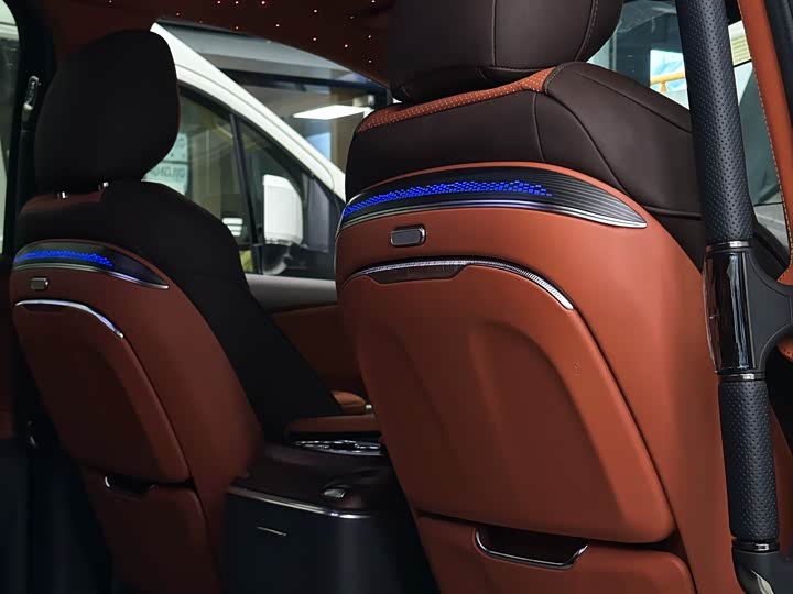 Toyota Granvia 2024 2024款 2.5L混动 舒适版