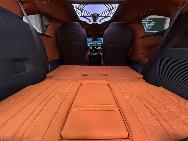 Toyota Granvia 2024 2024款 2.5L混动 舒适版