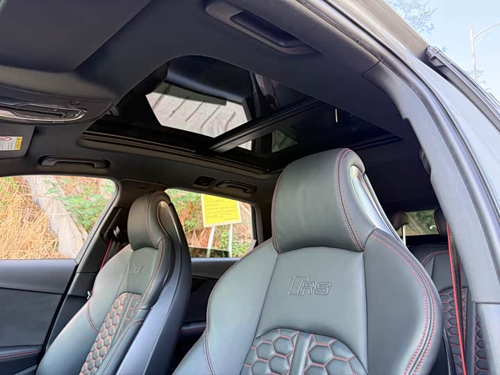 Audi RS 4 2022 2022款 RS4 Avant 黑曜版