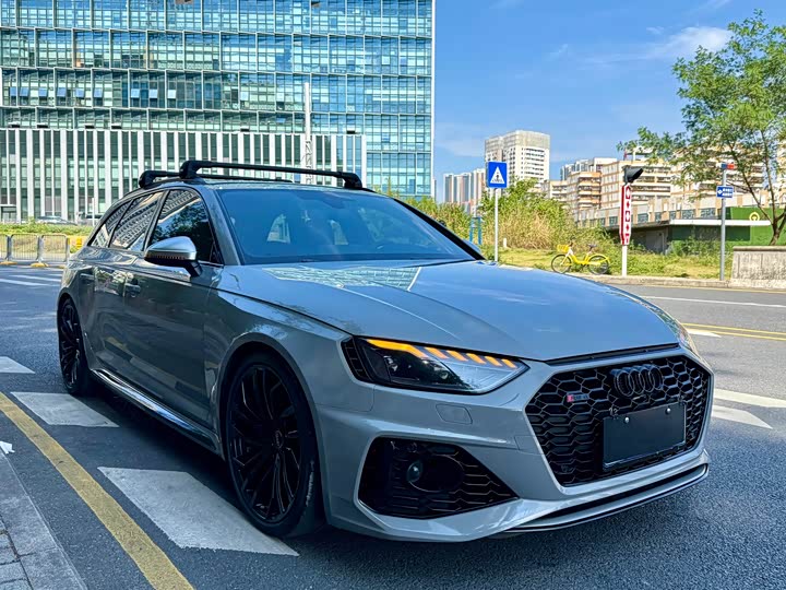 Audi RS 4 2022 2022款 RS4 Avant 黑曜版