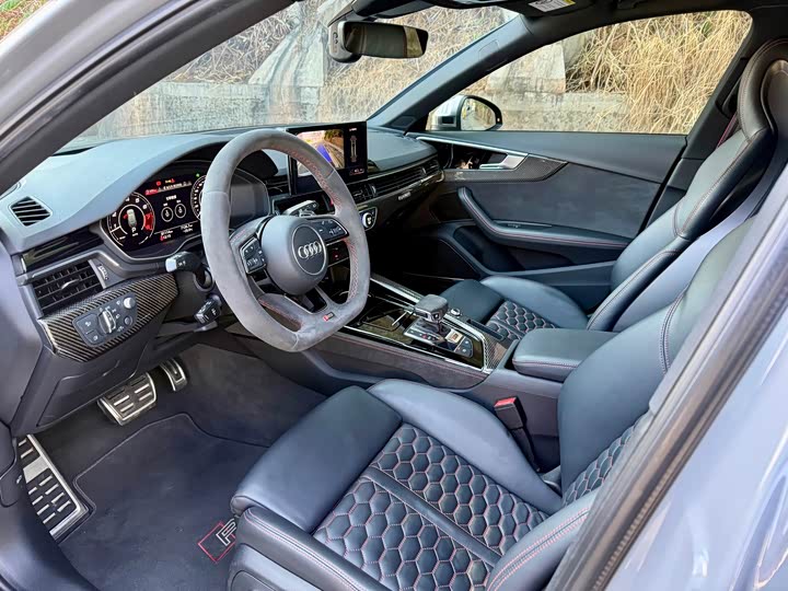 Audi RS 4 2022 2022款 RS4 Avant 黑曜版