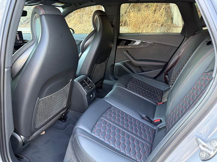 Audi RS 4 2022 2022款 RS4 Avant 黑曜版