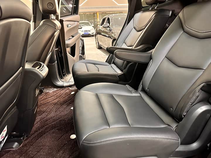 Cadillac XT6 2022 2022款 2.0T 六座四驱风尚型