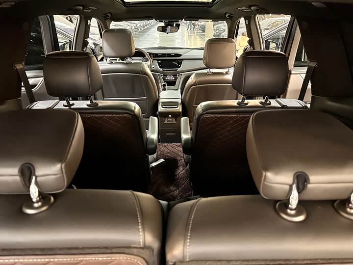 Cadillac XT6 2022 2022款 2.0T 六座四驱风尚型