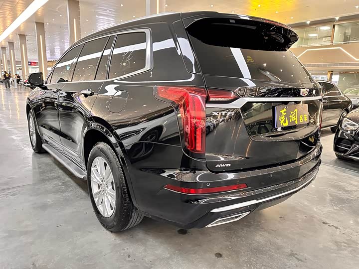 Cadillac XT6 2022 2022款 2.0T 六座四驱风尚型