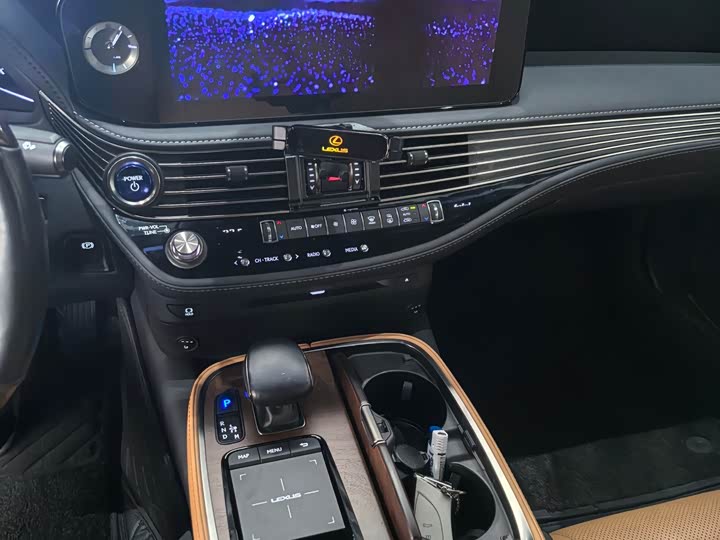 Lexus LS 2021 2021款 500h 卓越版