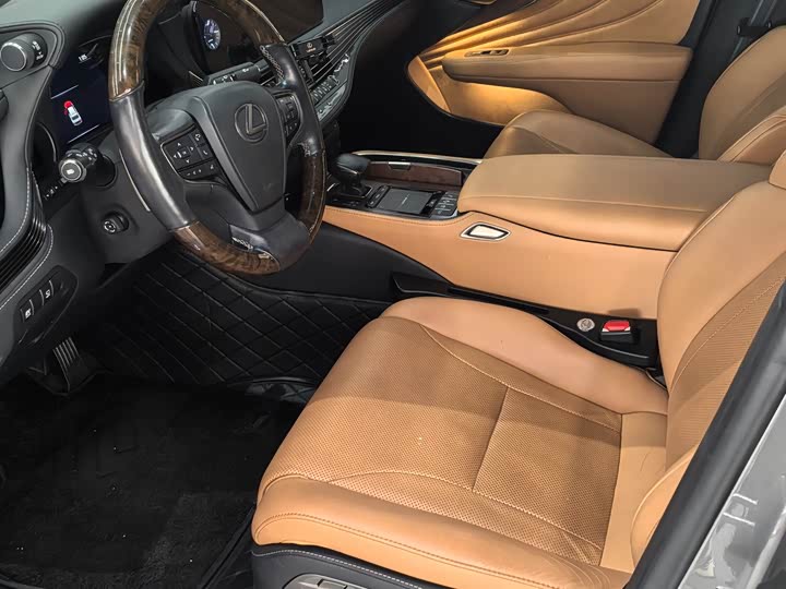 Lexus LS 2021 2021款 500h 卓越版