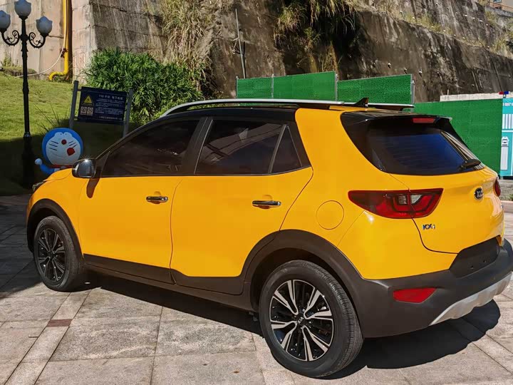 Kia KX1 2021 2021款 1.4L 自动趣享运动款