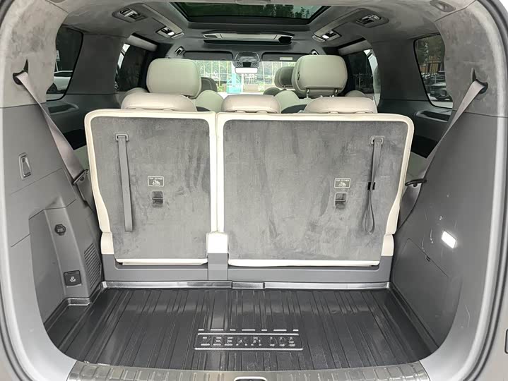 Zeekr 009 2024 2024款 七座过道版 108kWh