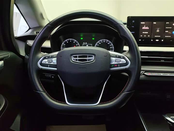 Geely Vision X3 2021 2021款 PRO 1.5L CVT尊贵型