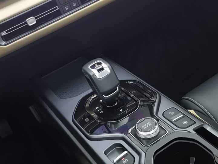 Geely Icon 2023 2023款 1.5TD 巧克力醇巧版