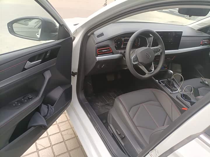 Volkswagen Lavida 2024 2024款 300TSI DSG星空领先版