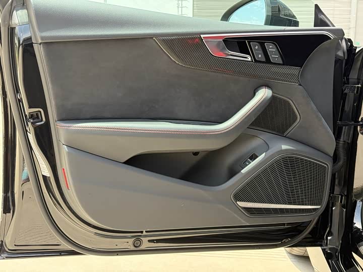 Audi RS 5 2023 2023款 RS 5 2.9T Sportback 黑曜版