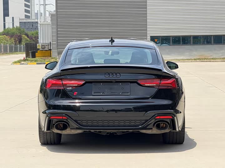 Audi RS 5 2023 2023款 RS 5 2.9T Sportback 黑曜版