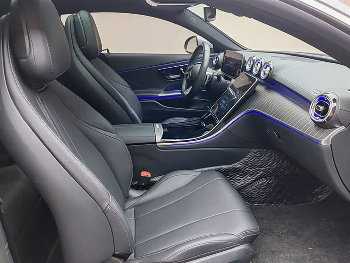 Mercedes-Benz CLE-Class 2024 2024款 CLE 300 4MATIC 动感型轿跑车