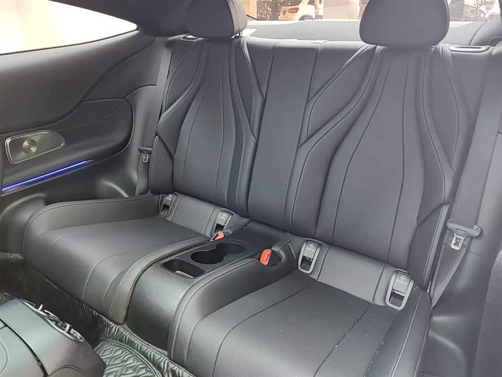 Mercedes-Benz CLE-Class 2024 2024款 CLE 300 4MATIC 动感型轿跑车