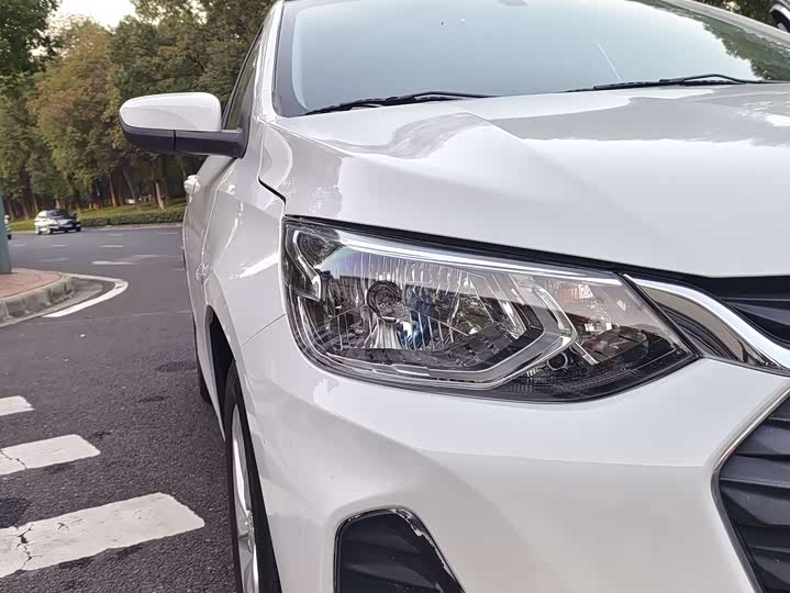 Chevrolet Onix (Cavalier) 2021 2021款 325T 自动欣悦版
