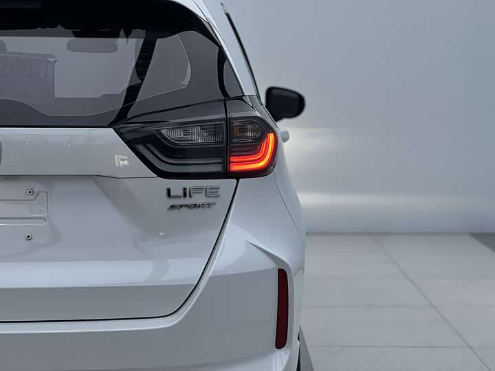 Honda Life 2021 2021款 1.5L CVT SPO-SS灵动版