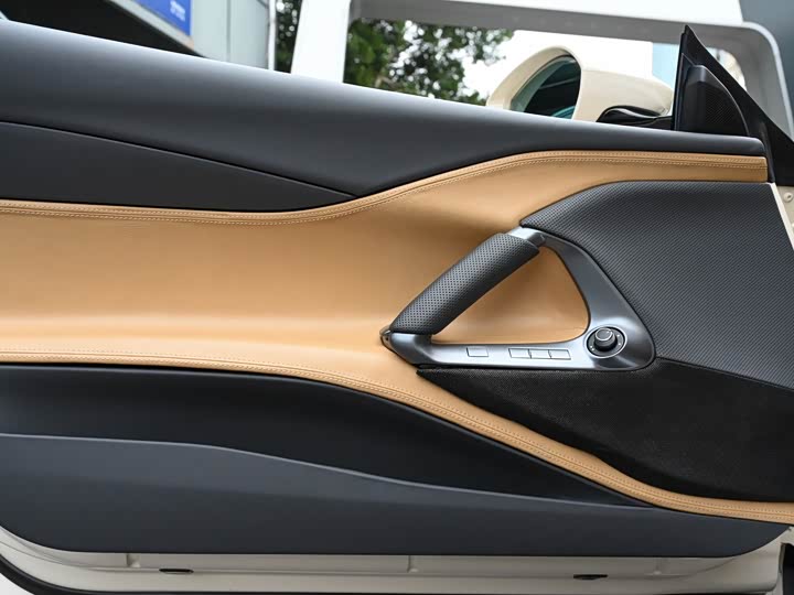 Ferrari 812 2020 2020款 6.5L GTS