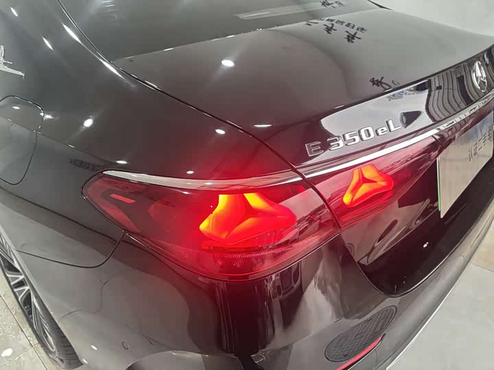 Mercedes-Benz E-Class Hybrid 2024 2024款 E 350 e L 插电式混合动力运动轿车