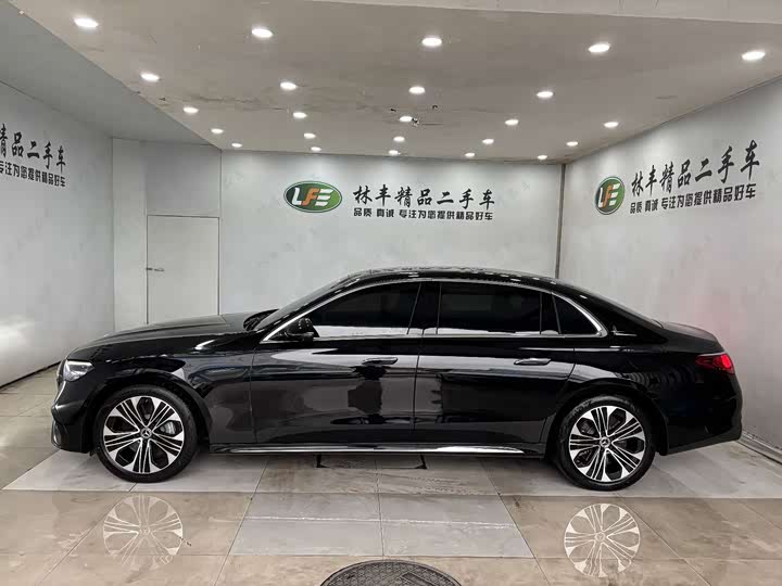 Mercedes-Benz E-Class Hybrid 2024 2024款 E 350 e L 插电式混合动力运动轿车