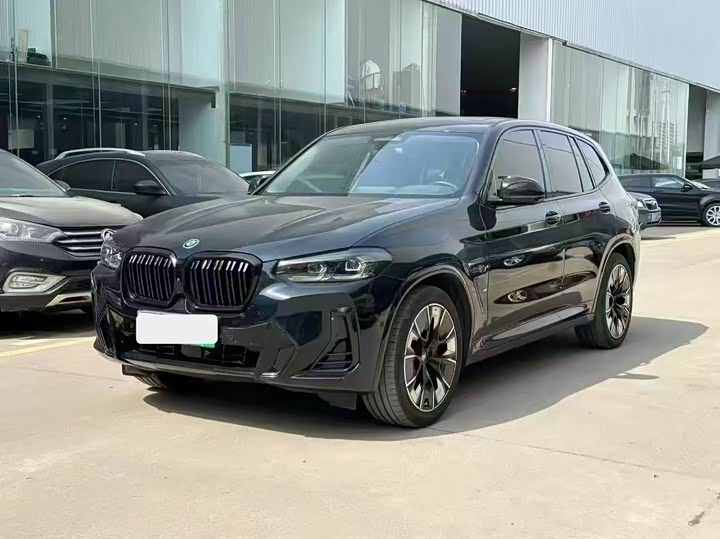 2024 BMW iX3