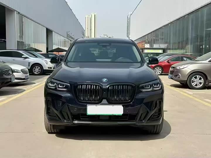 2024 BMW iX3
