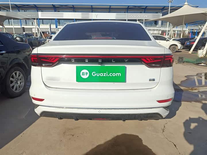 Geely Emgrand 2025 2025款 第4代 1.5L CVT旗舰型