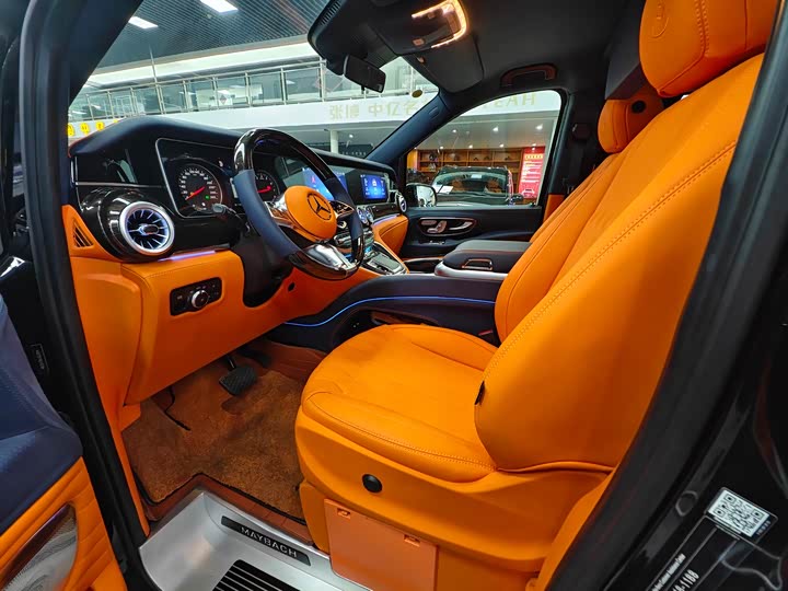 Mercedes-Benz Vito 2024 2024款 2.0T 商务版 7座