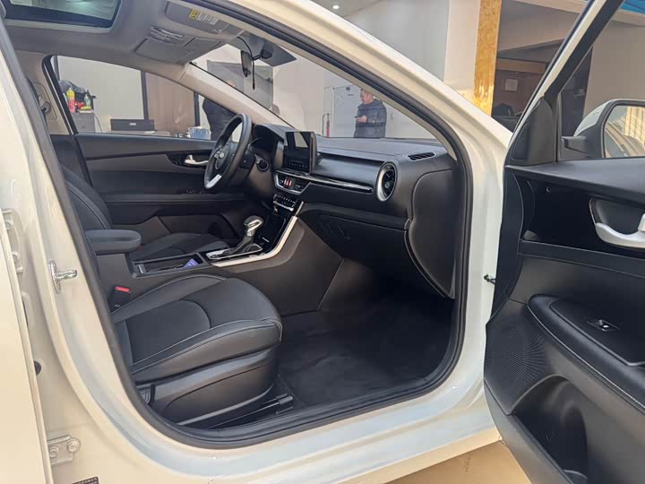 Kia K3 2021 2021款 1.5L CVT时尚版