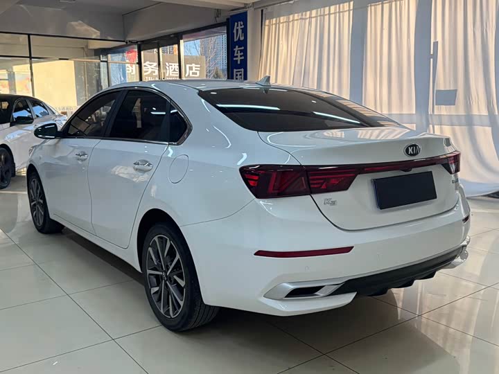 Kia K3 2021 2021款 1.5L CVT时尚版