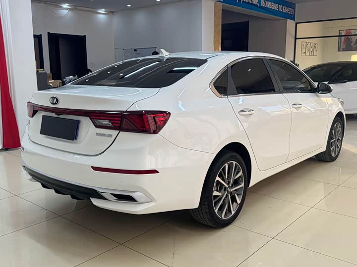 Kia K3 2021 2021款 1.5L CVT时尚版