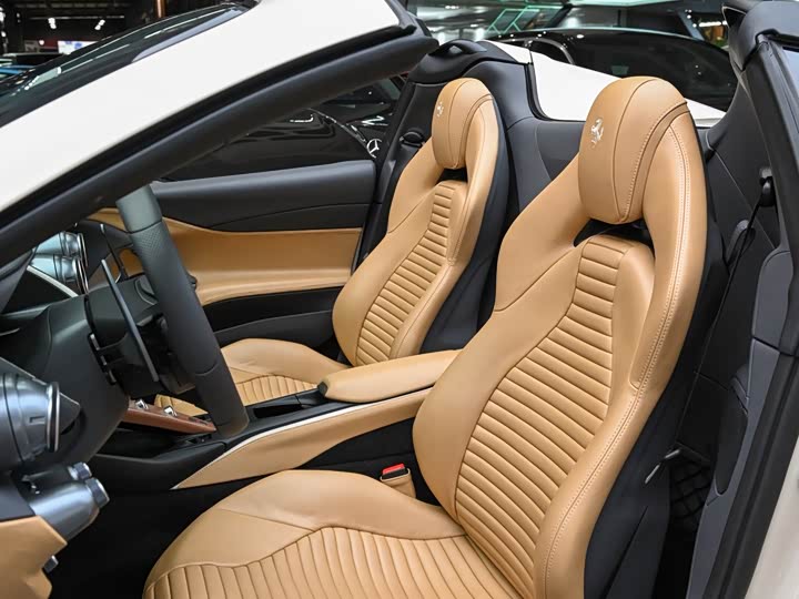 Ferrari 812 2020 2020款 6.5L GTS