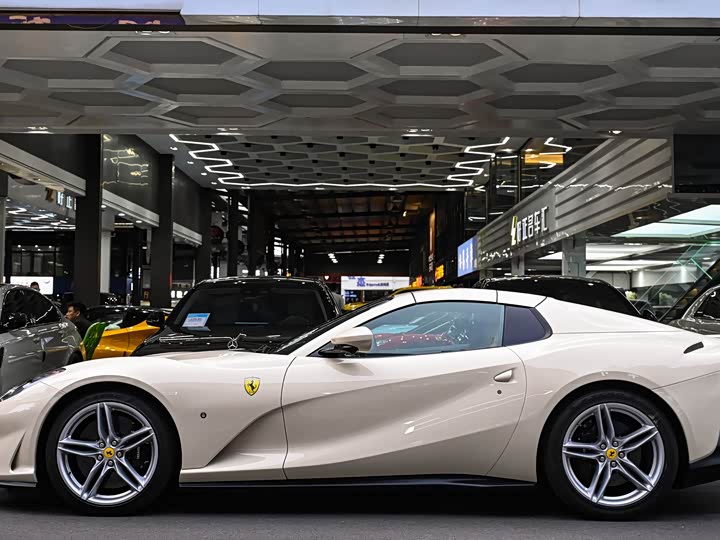 Ferrari 812 2020 2020款 6.5L GTS