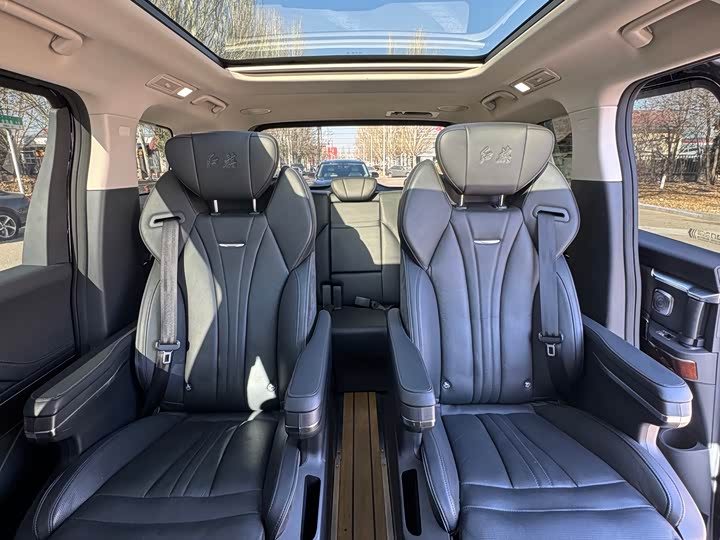 Hongqi HQ9 2023 2023款 2.0T 智联旗享版