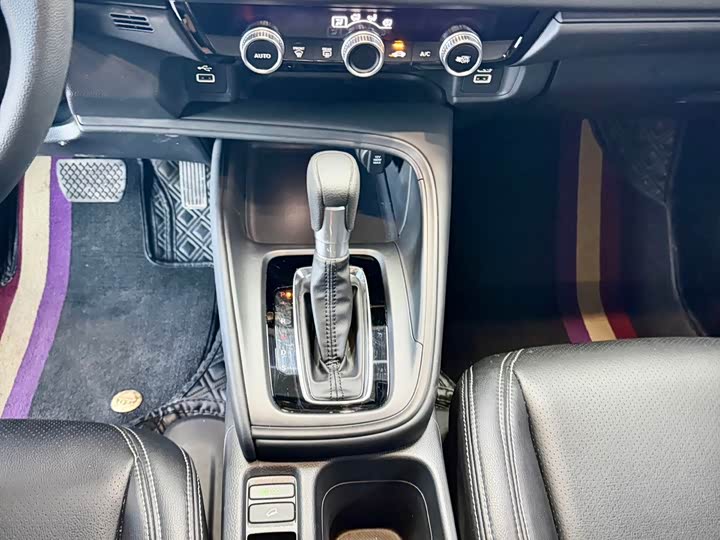 Honda Vezel 2023 2023款 1.5L CVT精英版