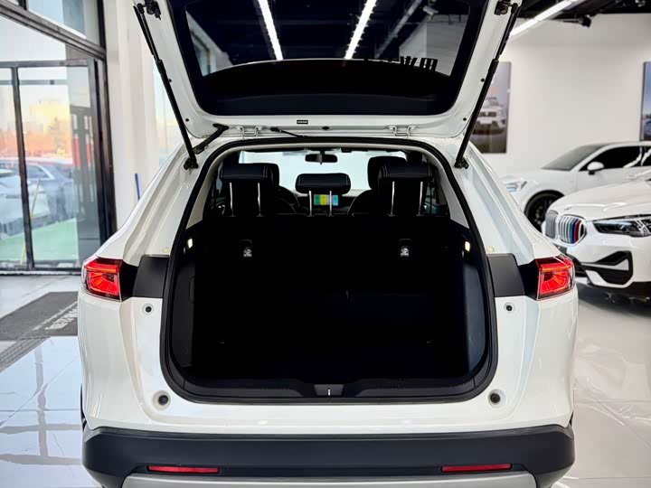 Honda Vezel 2023 2023款 1.5L CVT精英版