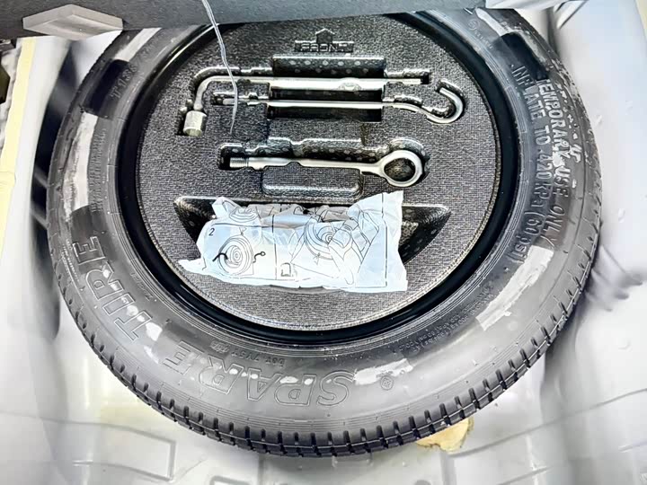 Honda Vezel 2023 2023款 1.5L CVT精英版