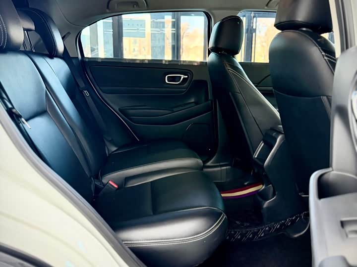 Honda Vezel 2023 2023款 1.5L CVT精英版