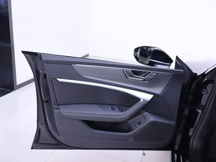 Audi A7L 2024 2024款 45 TFSI quattro 奢享型