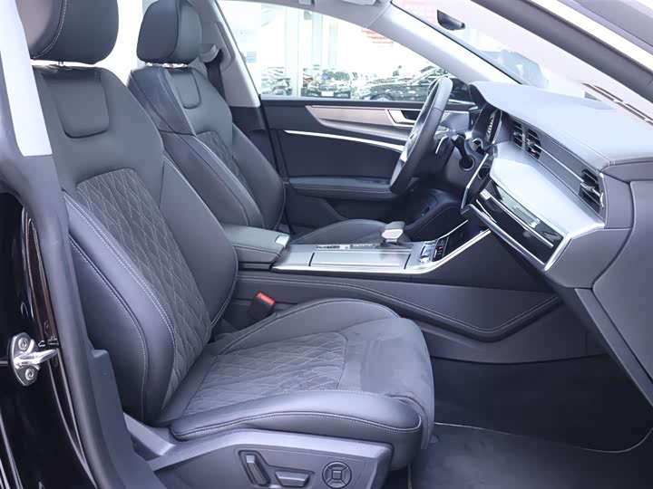 Audi A7L 2024 2024款 45 TFSI quattro 奢享型